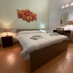 Hola Cathedral House Guilla , Palermo Italia